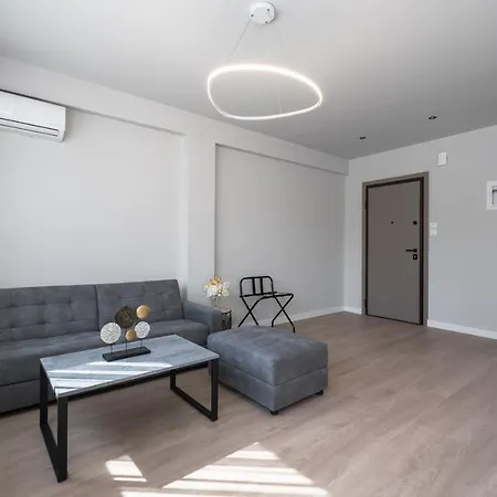 Apartment #luxlikehome Lux Locals 2