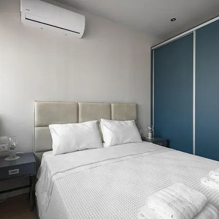 #luxlikehome Lux Locals 2 Apartment